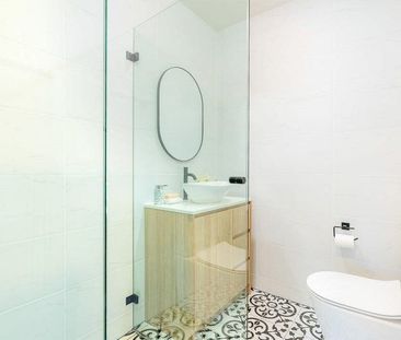 Beautifully Renovated Home in a Highly Sought-After North St Marys ... - Photo 6