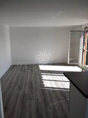 Location Appartement 3 pièces 72m² CORBEIL ESSONNES 91100 - Photo 1