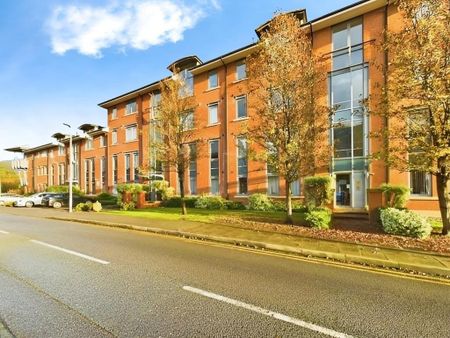2 bedroom flat to rent - Photo 4