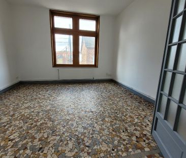Location Appartement 3 pièces 84m² VIESLY 59271 - Photo 1
