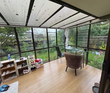 Furnished home in prime location - Photo 3