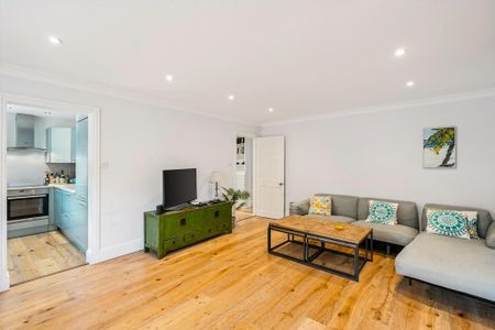 3 bedroom flat to rent - Photo 2