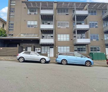 Welcome to Vespa - 20 Hanson Street - Photo 5