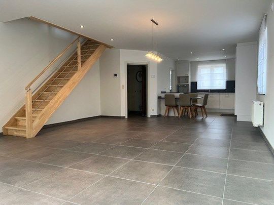 DUPLEX APP te Bekkevoort : 3 slpks, terras, 2 stpls - Photo 1