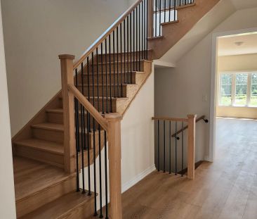 Detached Home For Lease | E9056430 - Photo 5