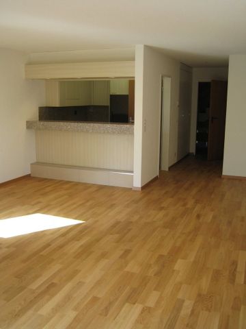 2.5 Zimmer, 78 m², 3. Stock - Photo 2
