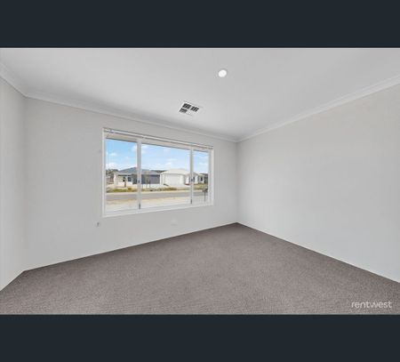 76A Wylde Boulevard, Bullsbrook, WA 6084 - Photo 2