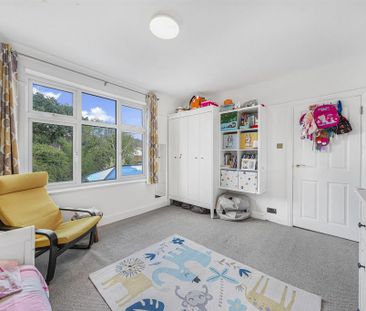 5 bedroom semi-detached house to rent - Photo 6