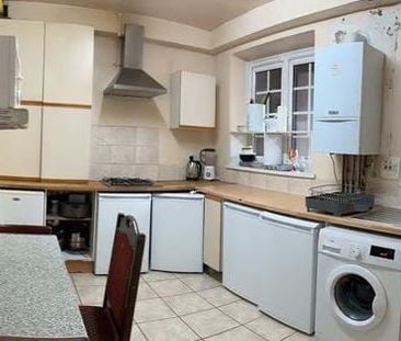 Room in a Shared House, Stockwell Gardens, SW9 - Photo 4