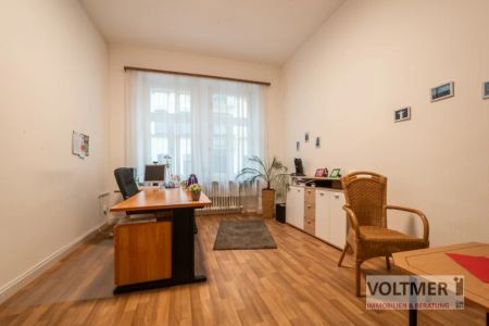 ARBEITEN UND WOHNEN - Wohnung mit Balkon und angrenzendem Ladenlokal in Neunkirchen! - Foto 2