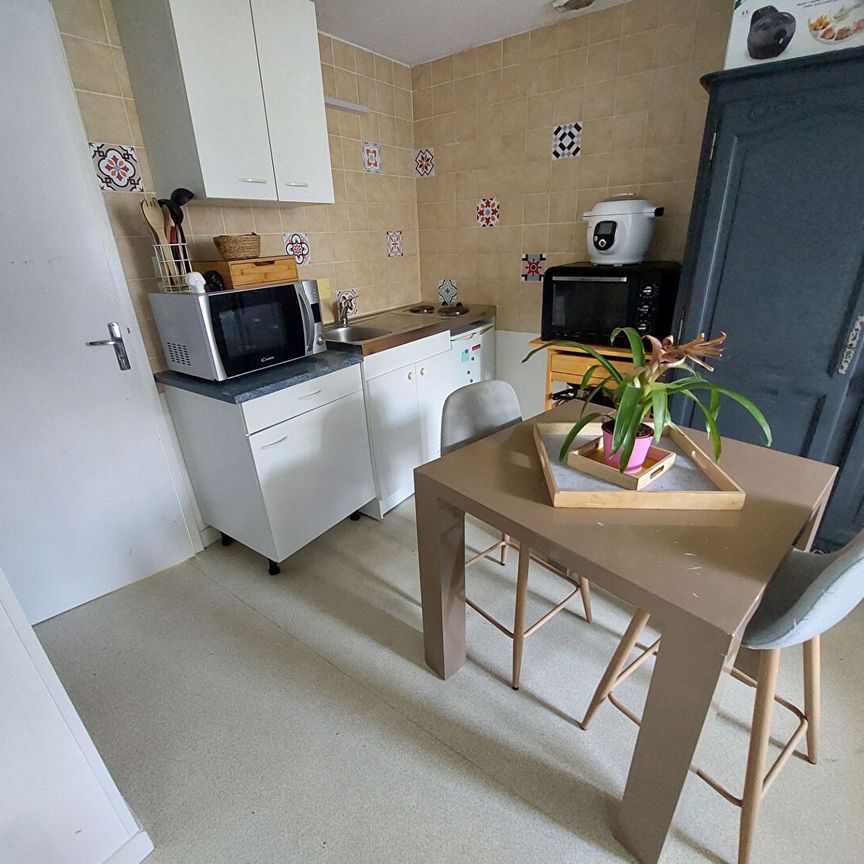 Location Appartement 1 pièce 10m² - Photo 1