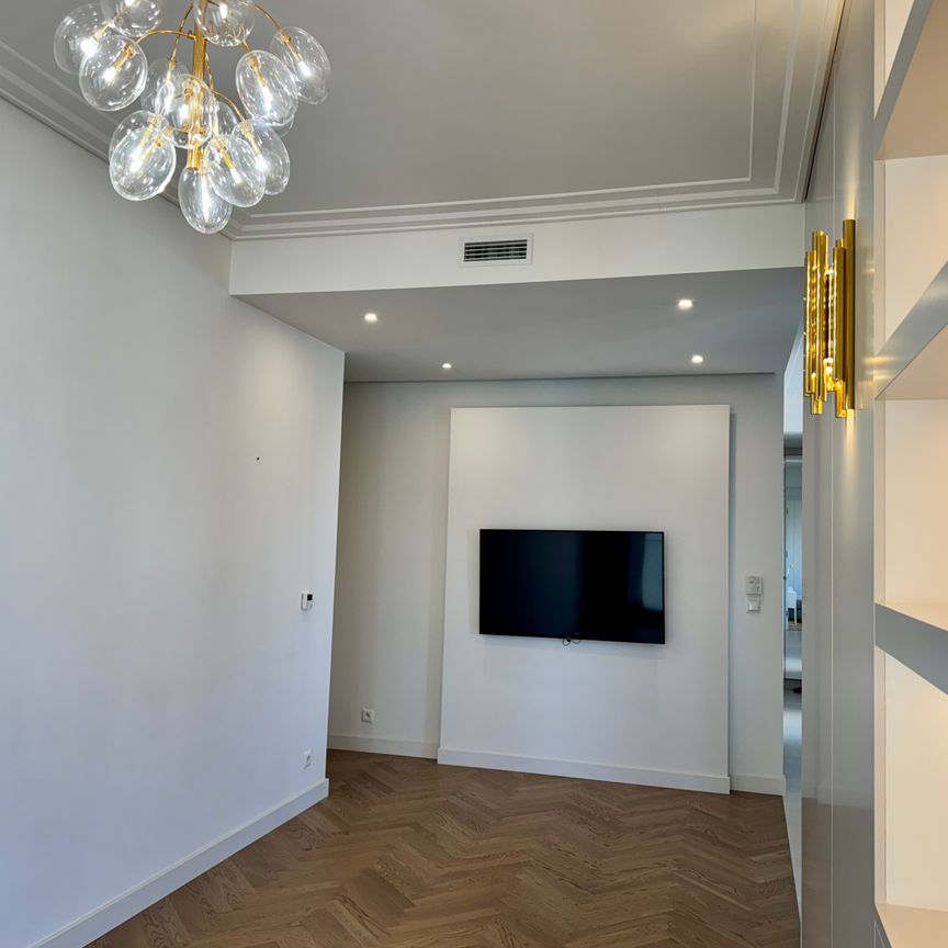 Mieszkanie do wynajęcia - Warszawa, Huculska - Zdjęcie 1