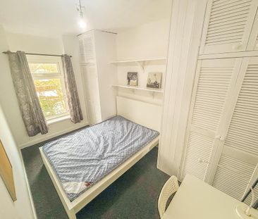 4 bedroom house share to rent - Photo 2