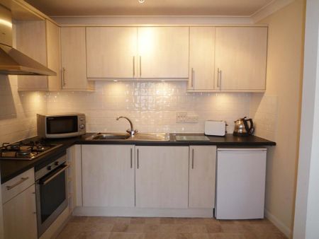 2 bedroom flat to rent - Photo 4