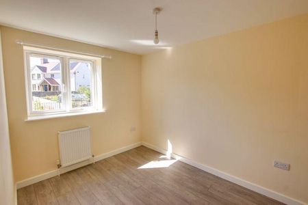 3 bedroom terraced house to rent - Photo 5