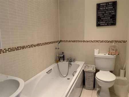 Wedon Path, AYLESBURY - Photo 5