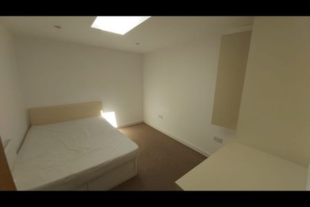 4 Bed Flat, South Norwood, SE25 - Photo 5