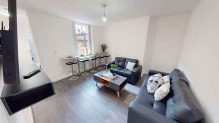 5 bed Mid Terraced House for Rent - Photo 4