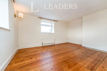 3 bedroom house to rent High Street, Stanford in the Vale, Faringdon, Oxfordshire, SN7 - Photo 3