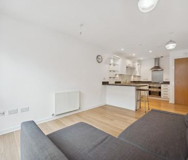 2 bedroom flat to rent - Photo 4