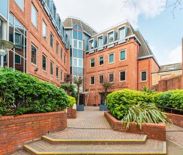 Studio to rent - Photo 2