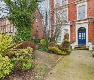 L'Academie, 14 College Gardens, Belfast, BT9 6BQ - Photo 6