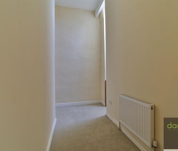 3 bed terraced house to rent in George Street, Greetland, Halifax - Photo 6