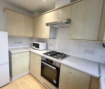Meadow Drive, Bath - Photo 1