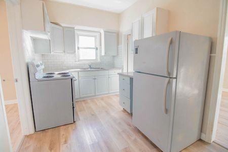 SPACIOUS 2 BEDROOM APARTMENT FOR RENT IN WELLAND!! - Photo 5