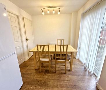 Manor Gardens, Wardley, Gateshead, Tyne and Wear, NE10 8UZ - Photo 6