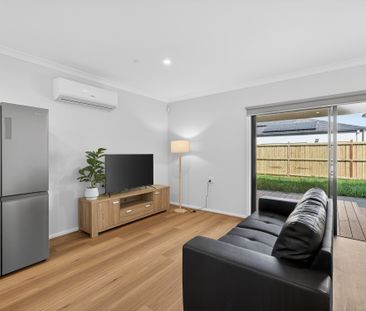 15 Blossom Street, Officer VIC 3809 - House For Rent | Domain - Photo 1
