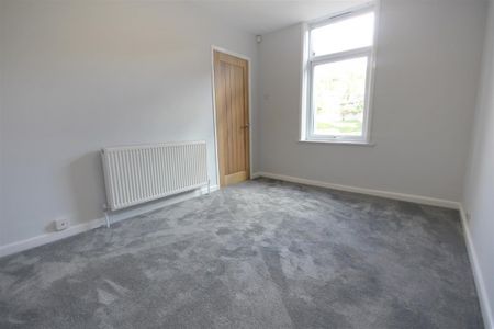 2 Bedroom Flat/Apartment To Let - Photo 3