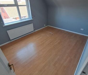 Rushcroft Gardens, Waterside, Derry/Londonderry, BT47 5WE - Photo 2