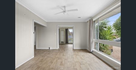 UPDATE FAMILY HOME - WENDOUREE - Photo 4