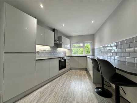 710A, King Lane, Leeds, West Yorkshire, LS17 7AW - Photo 5
