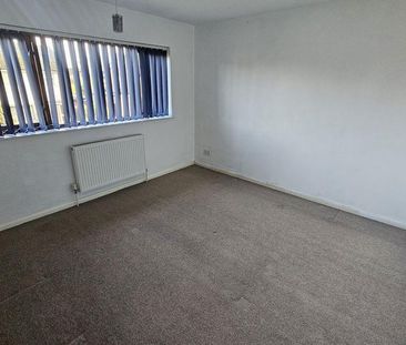 3 Bedroom Semi-Detached House For Rent - Photo 6