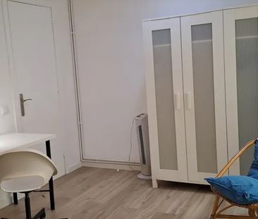 Carrer de Sant Eudald, Barcelona, Catalonia 08023 - Photo 4