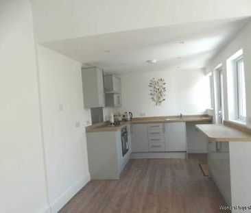 2 bedroom property to rent in Eastbourne - Photo 4