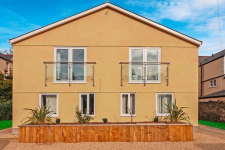 Ground Floor Flat, Flat 14, 55/57 Cathedral Road, Cardiff CF11 9HD - Photo 2