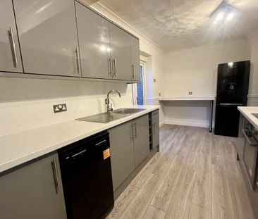 Park Avenue - Photo 5