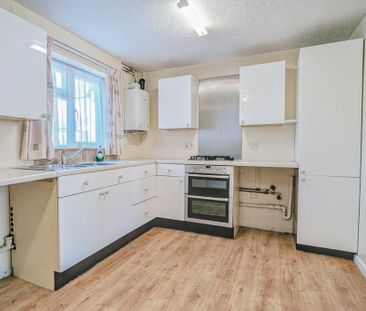 3 bedroom terraced house to rent - Photo 5