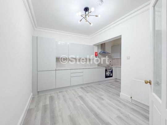 4 bedroom terraced house to rent - Photo 1
