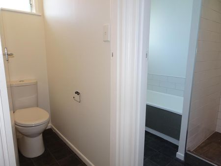 Kennedy Road, Raureka - Photo 4