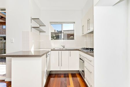 Unit 2/10-14 Fairlight Street, - Photo 2