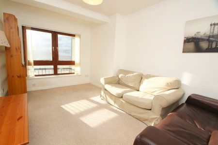 Minerva Court, Glasgow, G3 - Photo 3