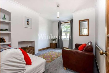 Junction Road, London, N17 - Photo 3