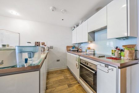 Seren Park Gardens, London, SE3 - Photo 4