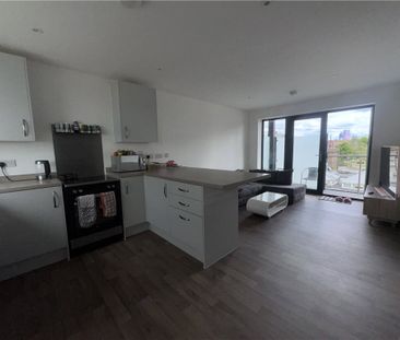 London Road, Thornton Heath, CR7 6AW - Photo 2
