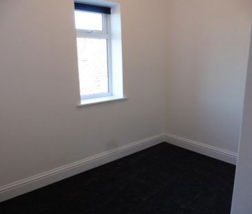 Old Bank Apartments - £825pcm - Photo 2