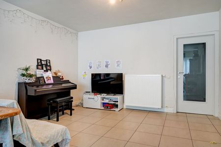 APPARTEMENT - 80M² - MET 2 SLK ! - Photo 4